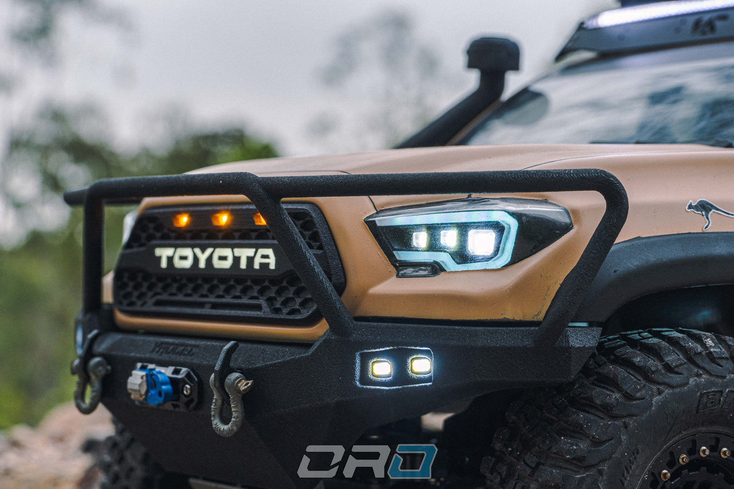 Enduro Knightrunner Guardrail LED Front Bumper