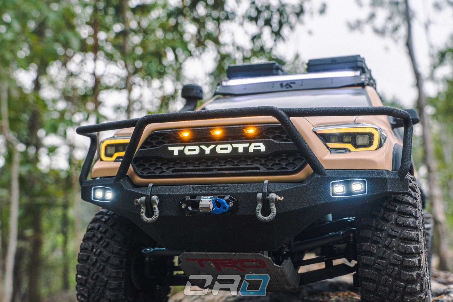 Enduro Knightrunner Guardrail LED Front Bumper